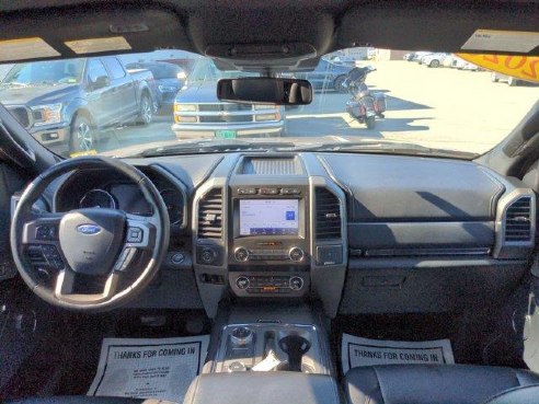 2020 Ford Expedition XLT Desert Gold, Newport, VT